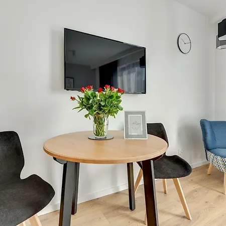 Waterlane Island Pool & Gym Apartamento