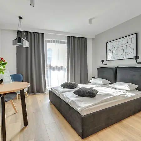 Apartment Waterlane Island Pool & Gym *