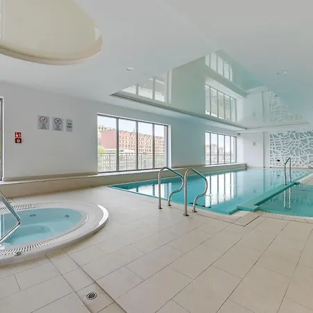 Apartment Waterlane Island Pool & Gym Danzig