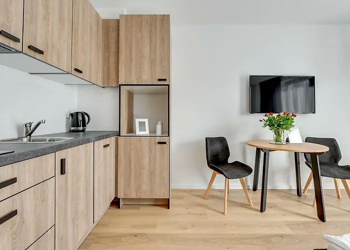 Waterlane Island Pool & Gym *